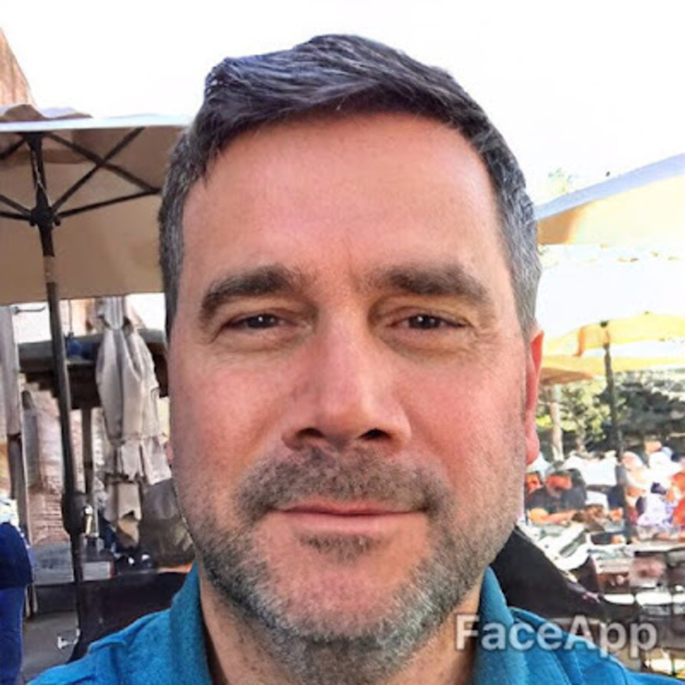 Meet your Posher, Gil